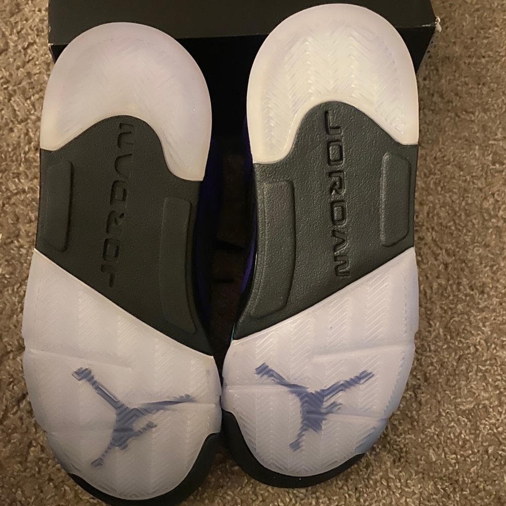 Jordan 5 - Picture 5 of 5